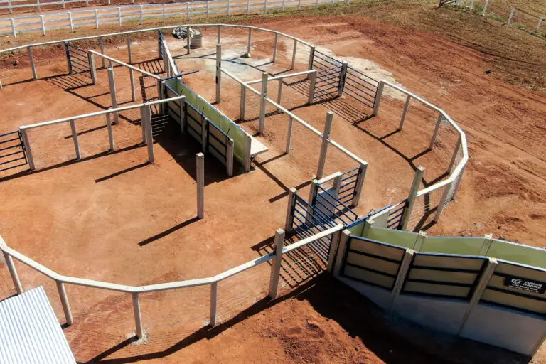 Curral convencional C17 em concreto pré-moldado protendido e autoadensável da Currais Itabira.