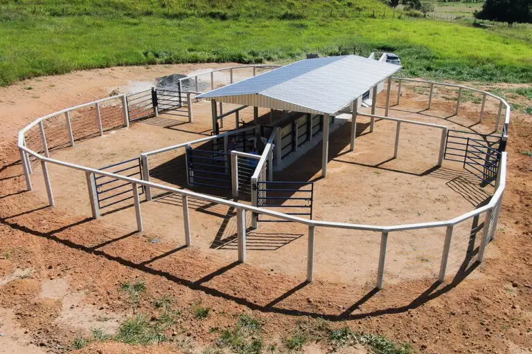 Curral convencional C77 em concreto pré-moldado protendido e autoadensável da Currais Itabira.